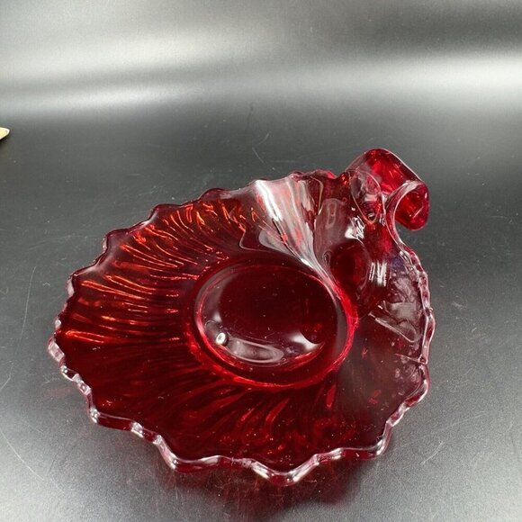 Vintage Viking Ruby Red Glass Leaf Shaped Dish Trinket Dish Small Plate VTG - Picture 15 of 16
